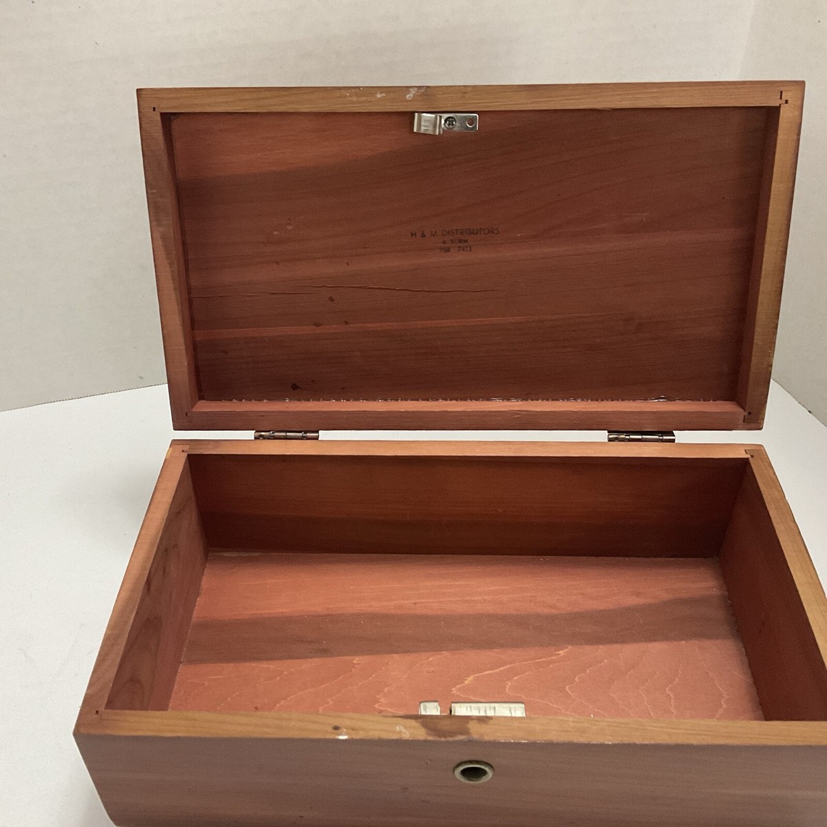 1960S Lane Cedar Chest sample Hope Chest H & M DISTRIBUTORS R BURM