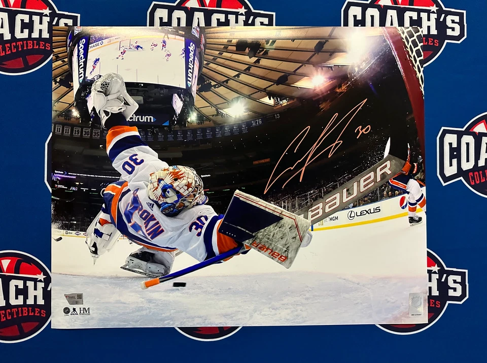 COACH'S COLLECTIBLES Ilya Sorokin Autographed New York Islanders 16x20 Save vs Rangers Photo (Fanatic