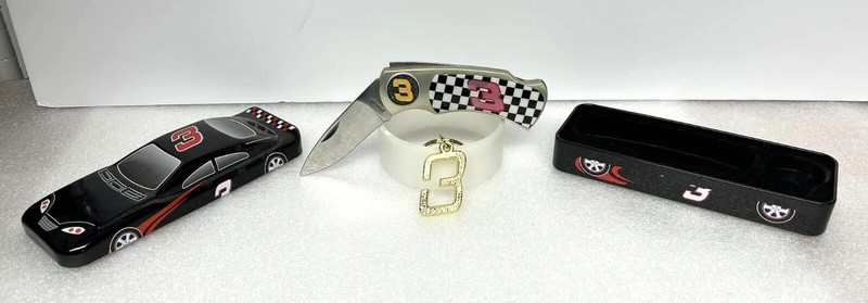 DALE EARNHARDT SR #3 CAR TIN WITH POCKET KNIFE AND KEYCHAIN