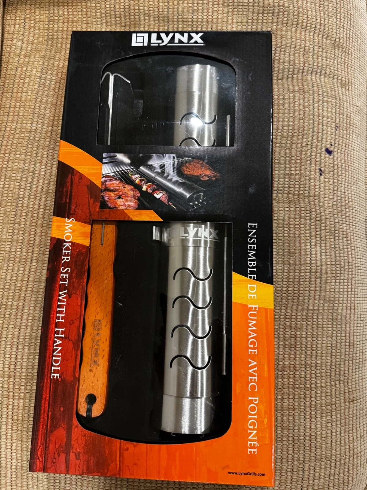 Lynx 34586 Smoker Set with Handle Lynx Grill Accessories New In Box
