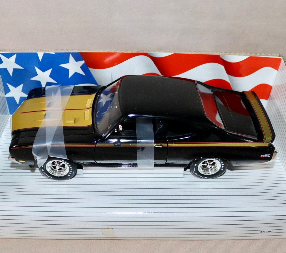 1/18 ERTL　アメリカンマッスル　1971 BUICK GSX Ertl American Muscle Diecast Die Cast 1971 Buick GSX 118