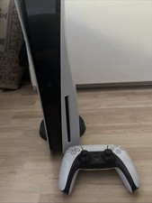 Sony PlayStation 5 Disc Edition 825 GB - Weiß, 1 Controller