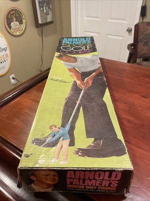 Vintage 1968 Arnold Palmer's Indoor Golf Course Game MARX 5280
