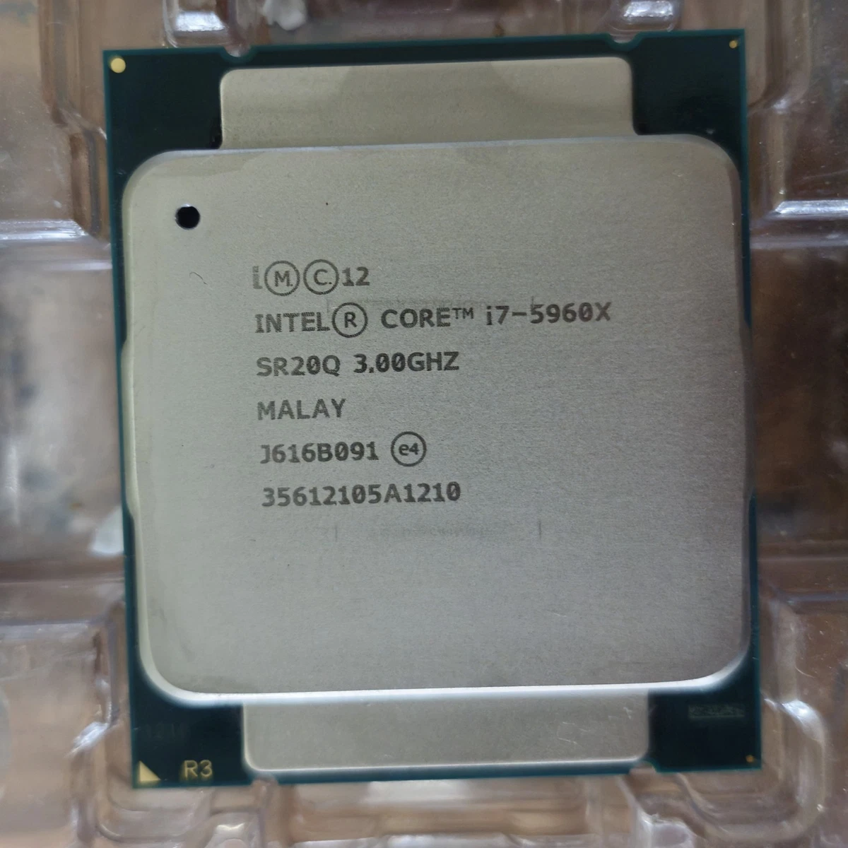 Preços baixos em Core i7 de 5th Geração Processadores de