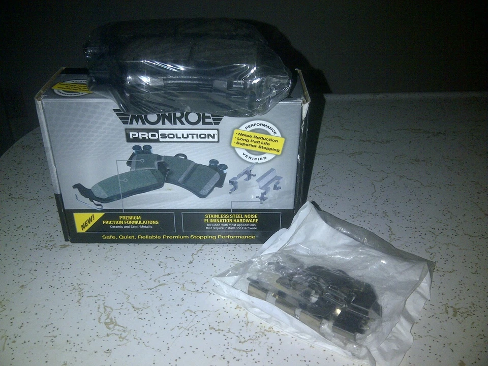 NEW Monroe GX1593 - ProSolution Ceramic Front Brake Pads - Image 2 of 2