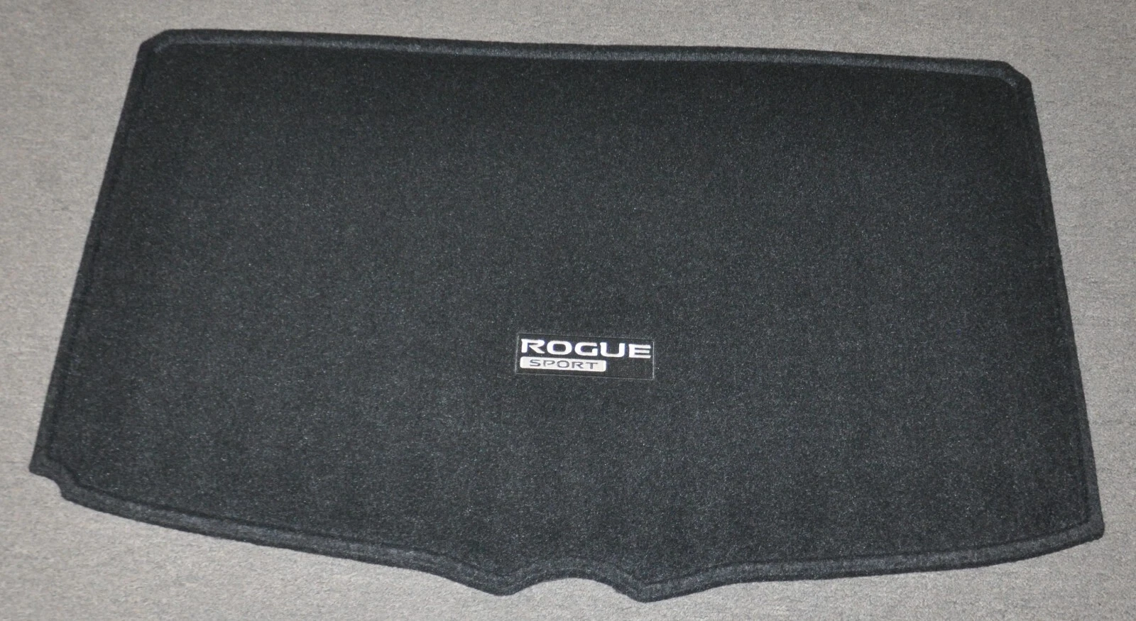 Protector de carga de alfombra para Nissan (N/P T99E3-6MA0A)