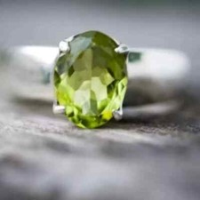 Peridot Gemstone 925 Sterling Silver Handmade Statement Jewelry Ring R28