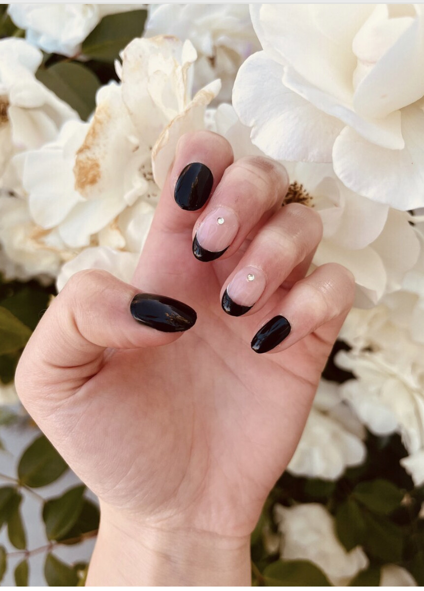 On Nails/gel Nails/fake Nails/french Tip Nails/prom/graduati