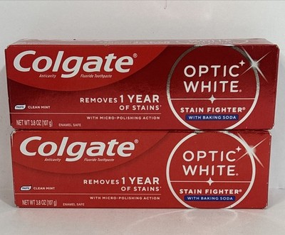 2 Colgate Optic White Stain Fighter Clean Mint Baking Soda Toothpaste 3.8oz