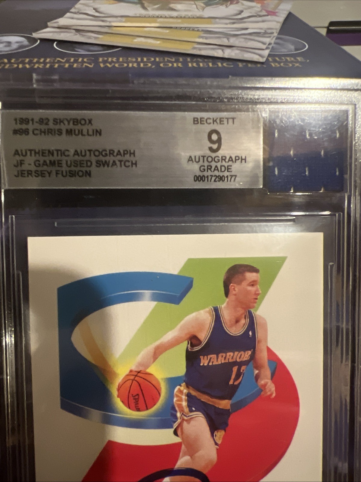 1991-92 Skybox Chris Mullin On Card Auto With Game Used Jersey See Description view 4
