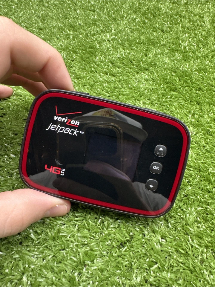 Pantech Verizon Jetpack 4G LTE Mobile Hotspot MHS291LVW. d2 - Image 3 of 4