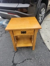 Solid Oak Mission End Table / Side Table  (ET244)