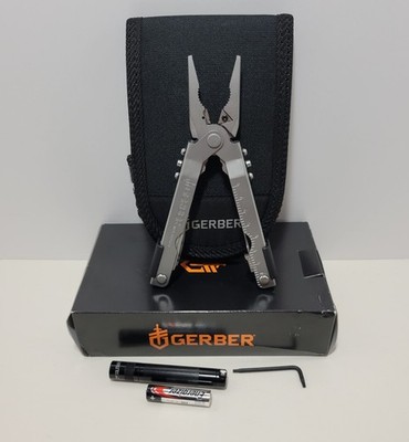 Gerber  MP600 Multi-Tool Plier +Sheath +Flashlight  New Maintenance Kit G07570N