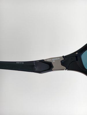 Vintage Y2K Oakley Pit Boss 2 Sunglasses OO9137 Gorpcore Red Lens