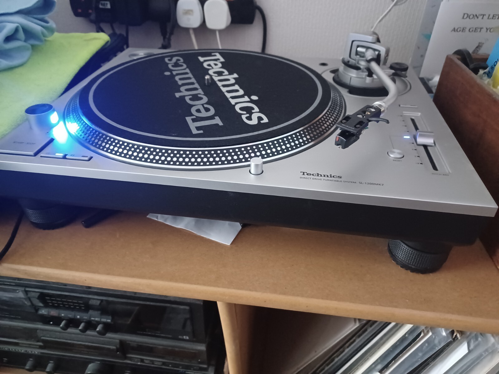 Technics SL1200MK7 Direct Drive DJ Turntables Silver X2 & Reloop