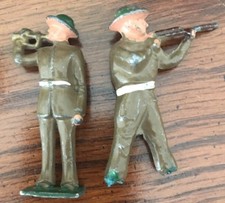 Vintage Military Metal Toy Army Soldiers