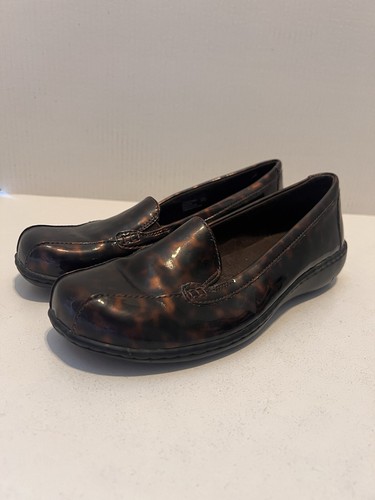 CLARKS Women’s Size 6 Shoes Flats Round Toe Contour Cushion Leather Tortishell - Picture 2 of 8