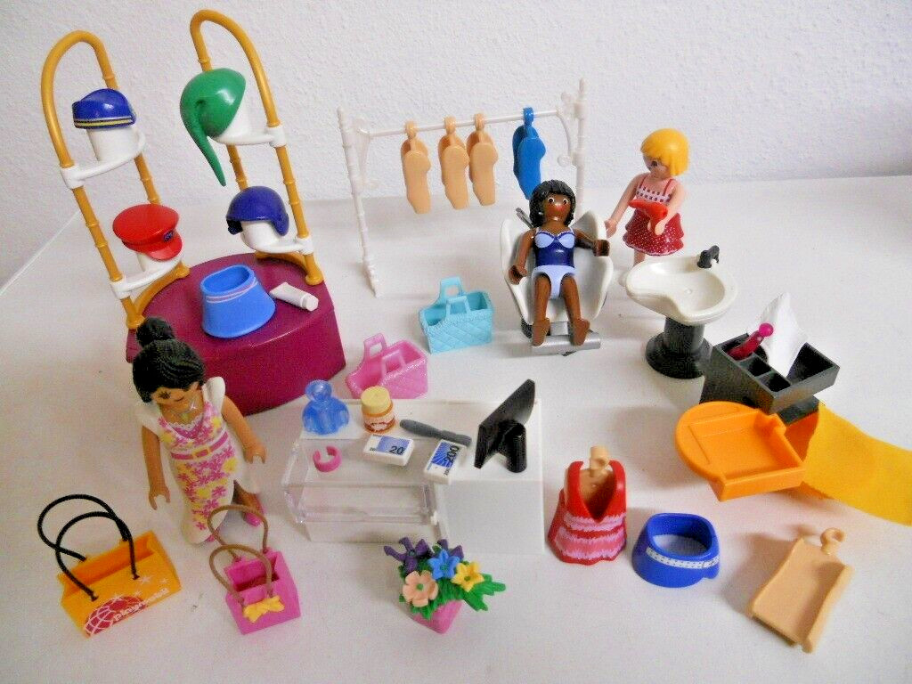 Mode Beauty Wellness Shop + Zubehör Kleider + Figuren + City Life + Playmobil
