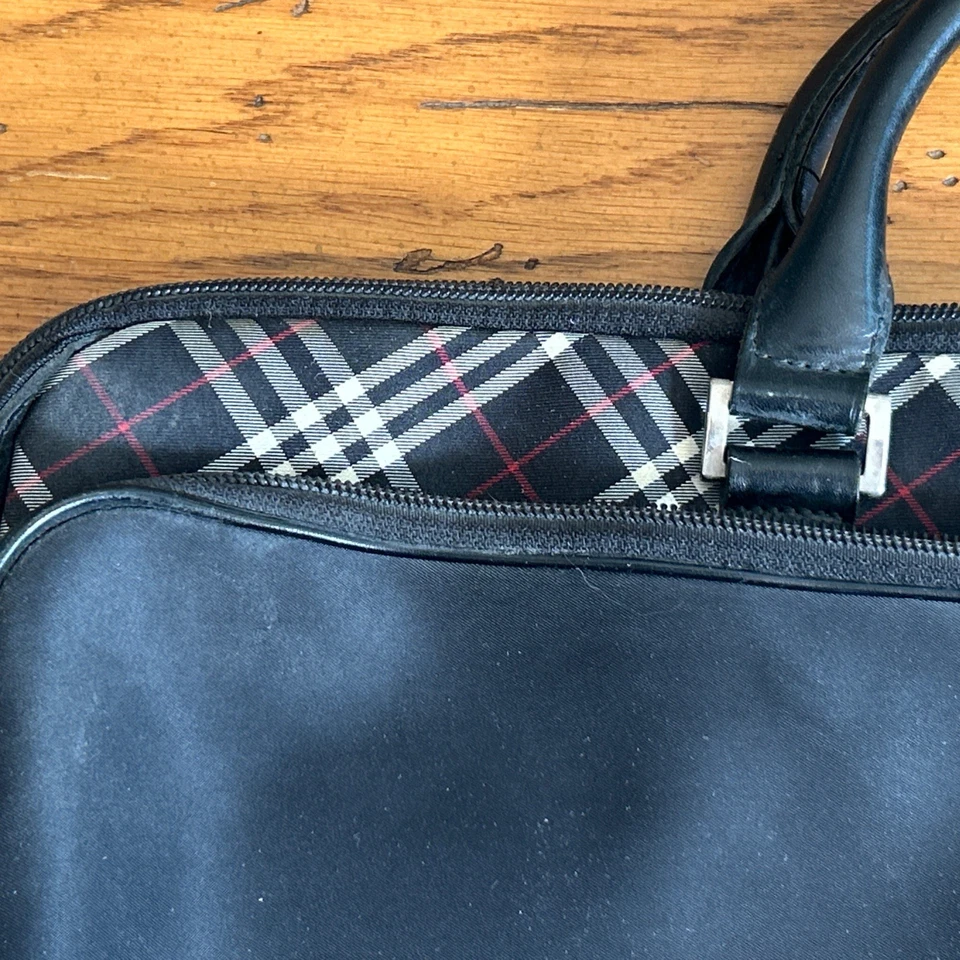 Auténtico maletín de negocios BURBERRY etiqueta negra Nova Check nailon negro NS091894 Foto 3 de 4