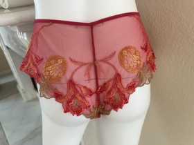 Lise Charmel Couture Pineapple Embroidery Bra and brief