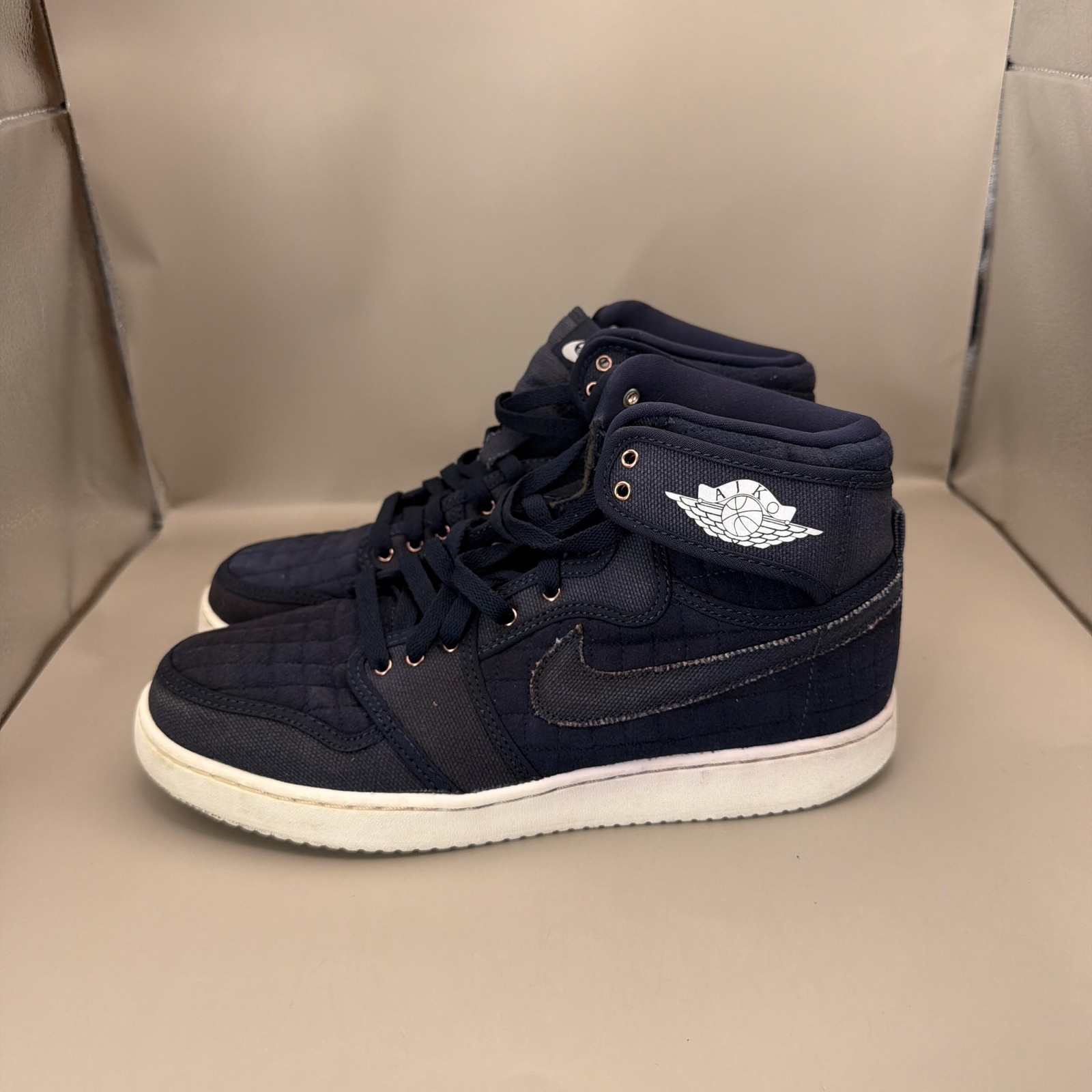 Nike Air Jordan 1 Shoes Mens Size 9.5 Blue Quilted High Top Sneakers 638471-403