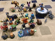 Activision Skylanders Figures Lot of 28: Spyros Giants SWAP w/Portal of Power