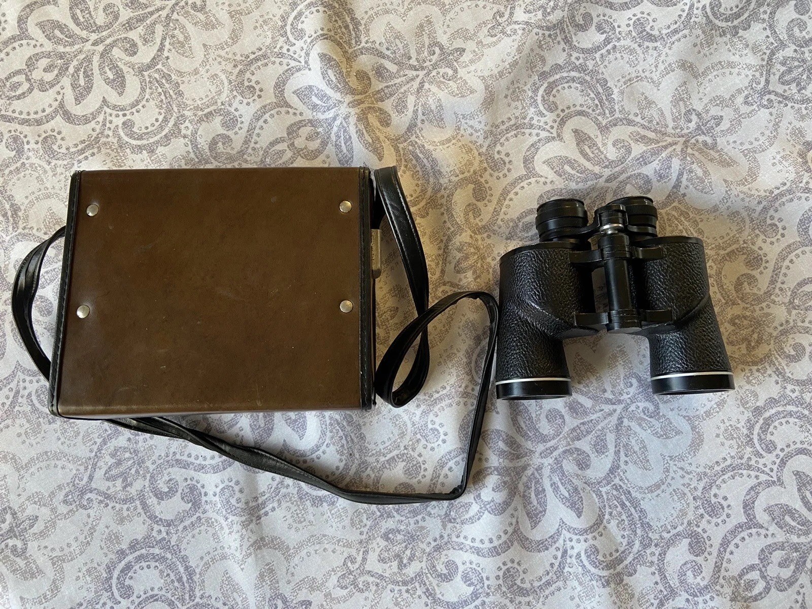 Bushnell Banner InstaFocus 7x35 Wide Angle Binoculars Coated Optics with Case eBay