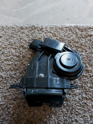 14 15 16 17 18 19 TOYOTA HIGHLANDER LIFTGATE LATCH ACTUATOR 69350-0T020 OEM