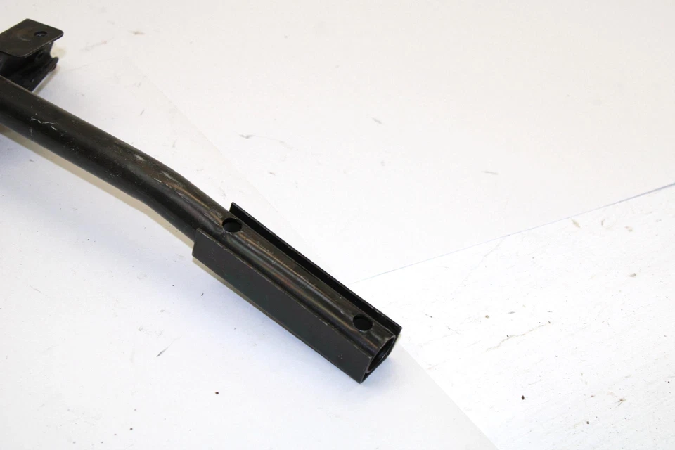 Soporte de parachoques delantero Yamaha Vmax 4 800 1996 fabricante original 89A-77512-00-00 SY118 Foto 2 de 4