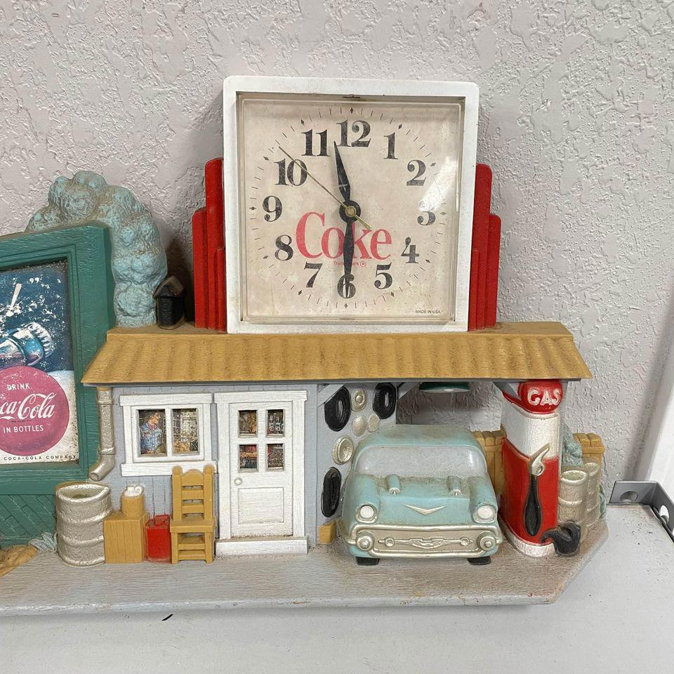 VTG 1990 COCA COLA CLOCK Route 66 Gas Station COKE Wall Hanging