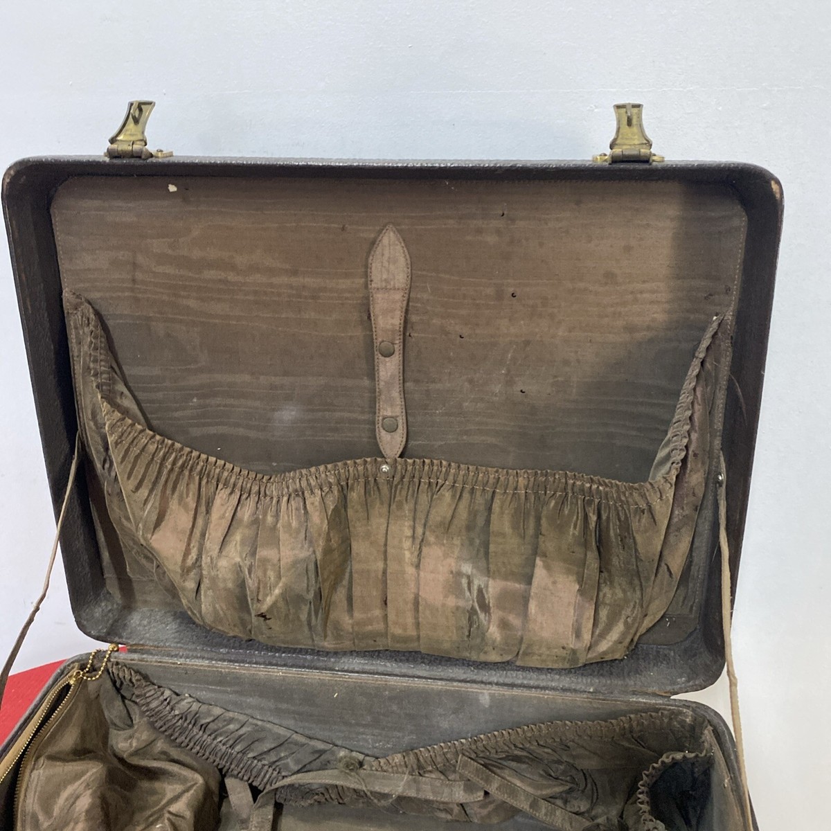 Vintage Black Leather Suitcase 17”x 12