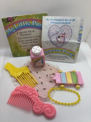 My Little Pony Vintage Booklet Shoppers + G1 1983 Hasbro MLP Accessories