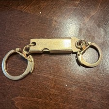 Vintage Gold Tone Valet Keychain Pull Apart D...