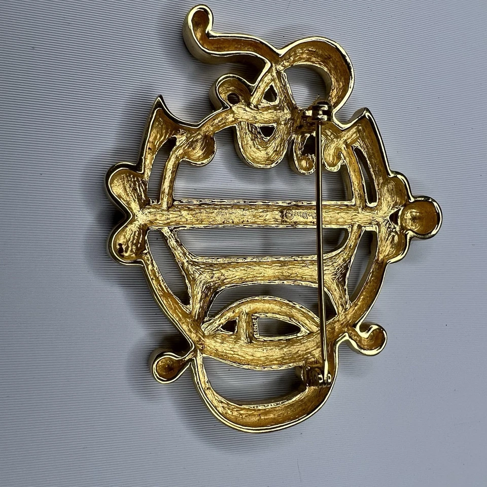 Broche Vintage Christian Dior Logotipo Escrita Dourada Anos 80 C Dior Motivo Pin - Imagem 4 de 4