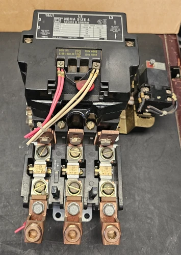 SQUARE D 8536 SF0 1 SIZE 4 STARTER