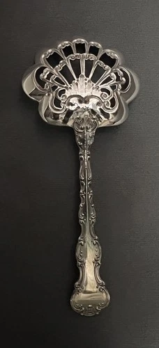 1897 GORHAM ''STRASBOURG'' 925 STERLING SILVER BON BON SPOON