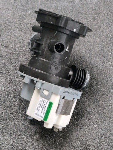 Waschmaschine Indesit IWC71453 UK N Waschmaschine Ablaufpumpe