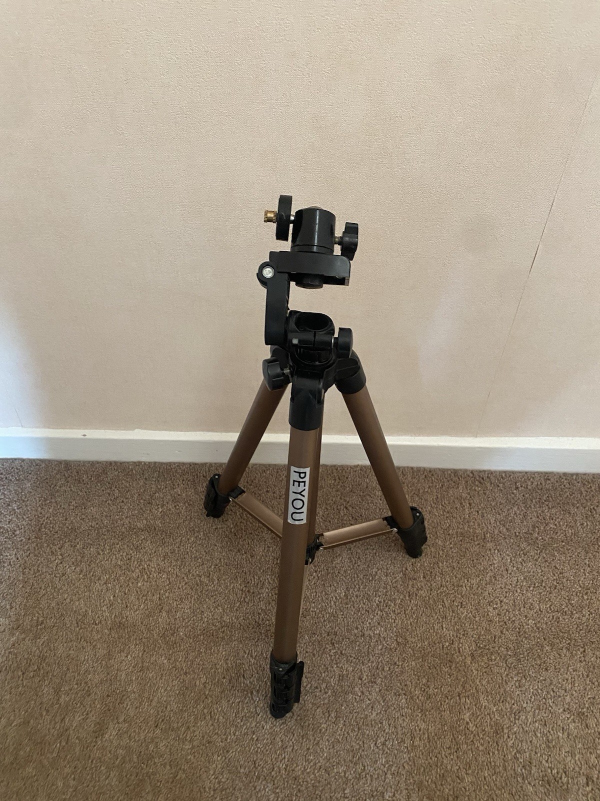 Peyou Tripod