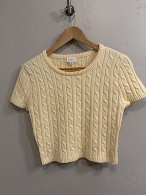 Le Lis Collection Women s Size S/M Yellow Cropped Cable Knit Sweater