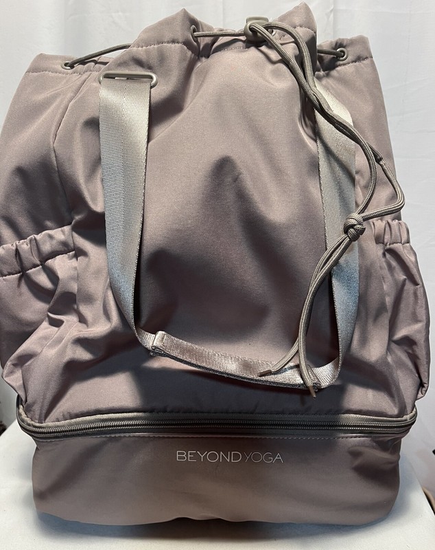 Gym Bag Beyond Yoga Backpack Bag Convertible  Beige Lightweight Classy 