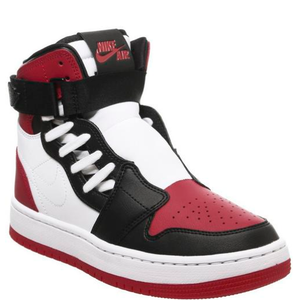 nike air jordan 1 nova trainers in white and black