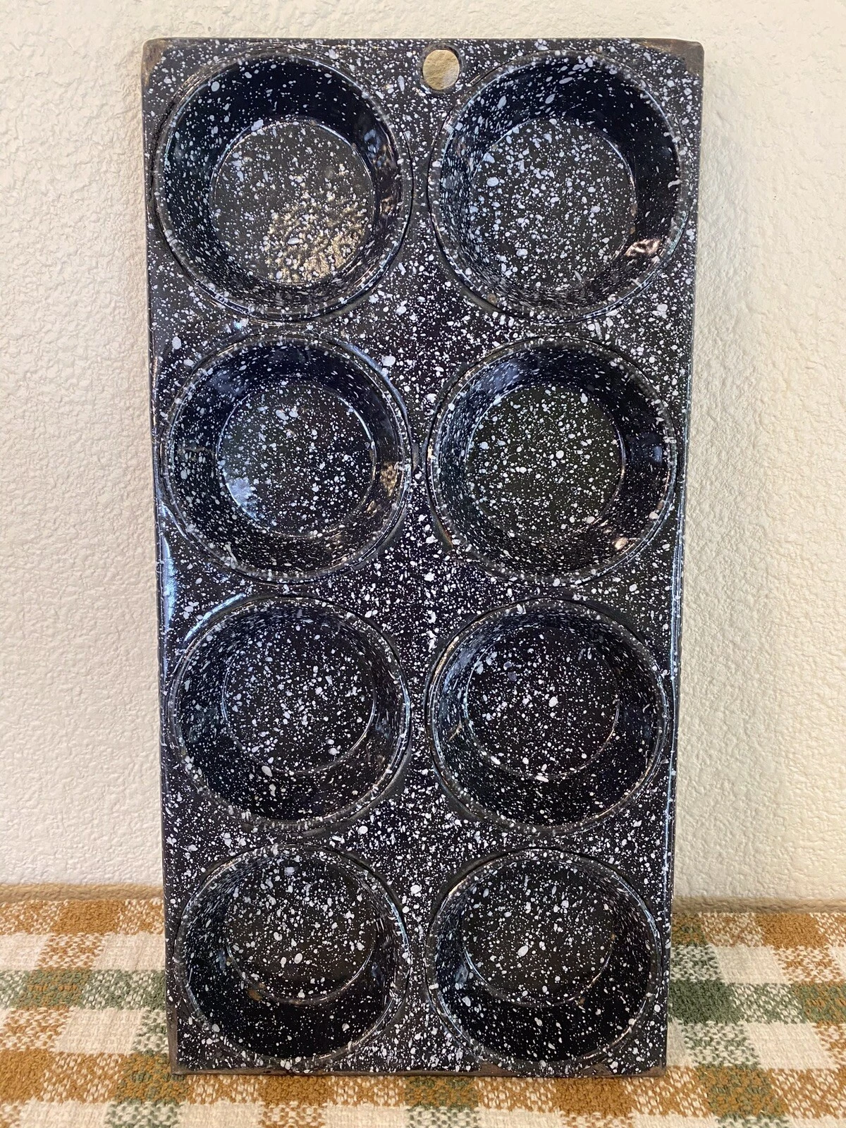 Vintage Graniteware Enamelware Muffin Pan In Rare Color