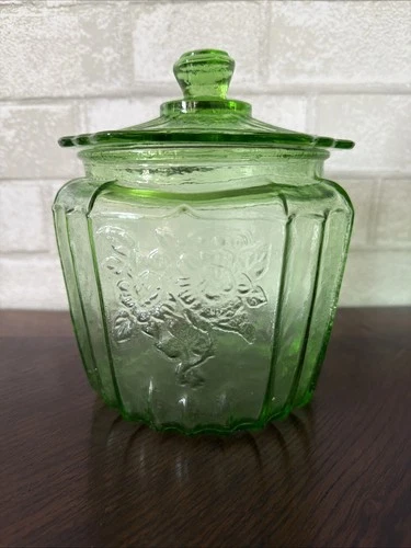 Vintage Anchor Hocking Green Glass MAYFAIR Open Rose Biscuit Jar W/Lid 7"H