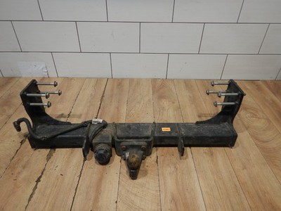 Anhängerkupplung VW Crafter MAN TGE 7C 2N Pritsche D21kn 7CA803881B Original
