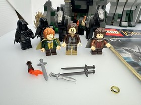 Lego LOTR 9472 Attack on Weathertop Used 100% Complete With Instructions