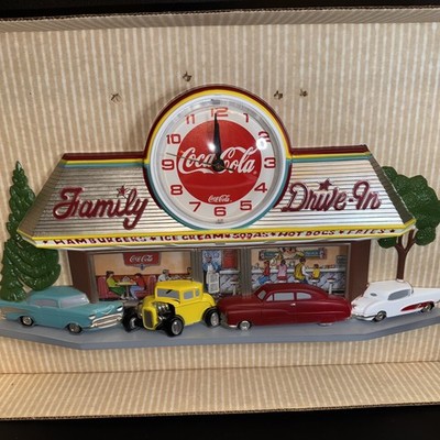Vtg Coca-Cola Family Drive In Diner Wall Clock Burwood Cars 1988
