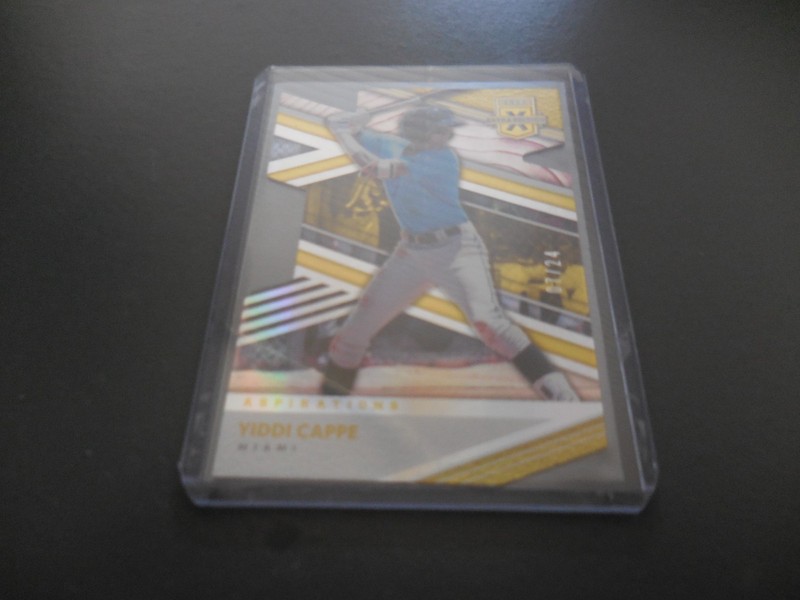 2020 Elite Extra Edition Yiddi Cappe GOLD Die Cut   07/24 Miami Marlins top