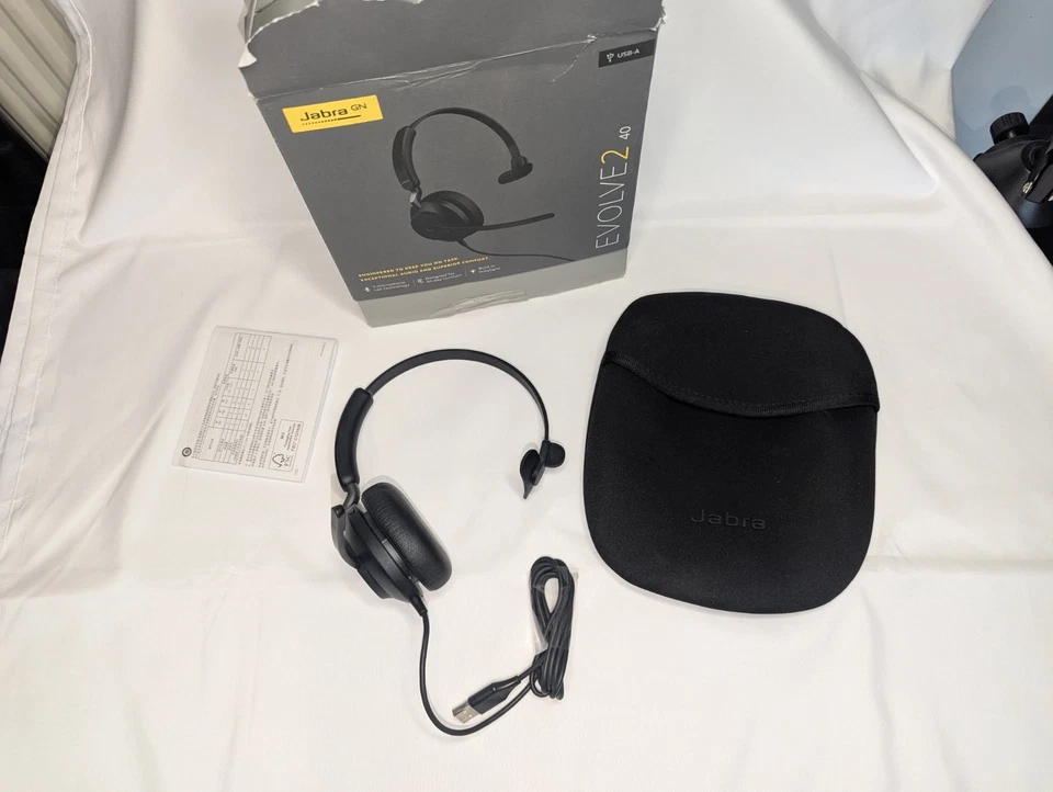 JABRA Evolve2 40 SE Headset | MS Teams Certified 1.2m USB-C Noise Cancelling - Image 3 of 4