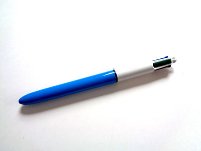 BIC Kugelschreiber  4 Colours Original 4 Farben Kugelschreiber