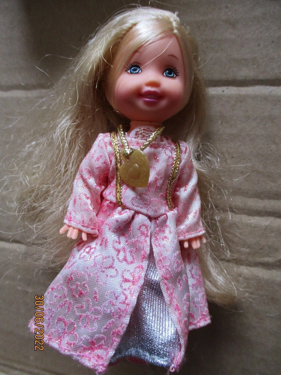 Poupee shelly hotsell